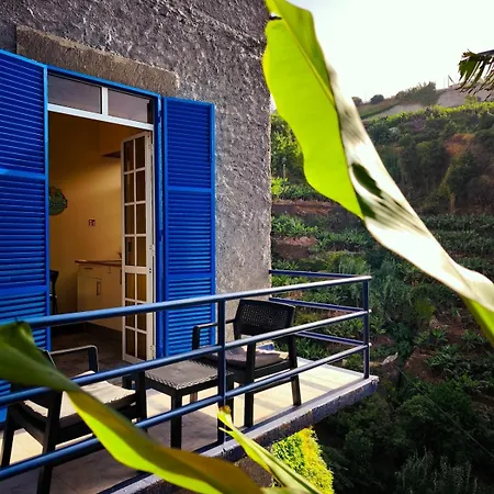 Apartment Cascata Da Giesta House